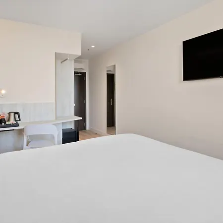 Centro Massarelos Hotel 3*