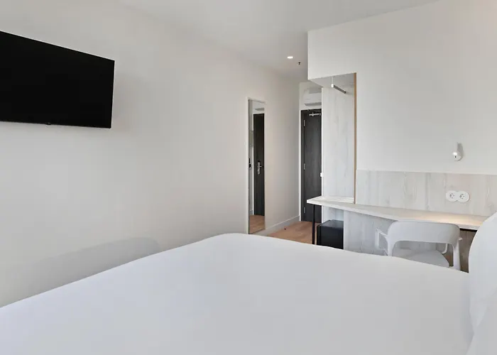 Centro Massarelos 3*